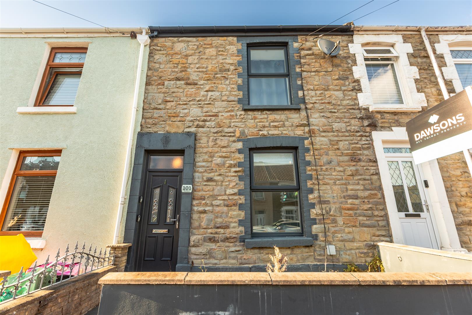 Courtney Street, Manselton, Swansea, SA5 9NX